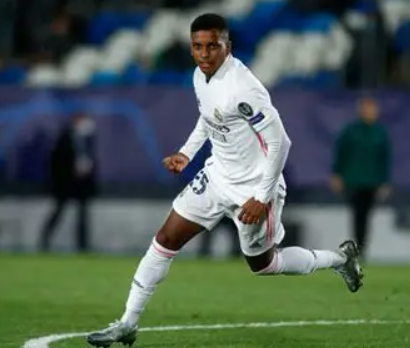 羅德里戈：從困境突圍，皇馬與巴西的閃耀之星