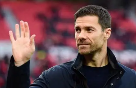 西超杯決賽前夕：阿隆索謹(jǐn)慎評(píng)估姆巴佩登場(chǎng)可能