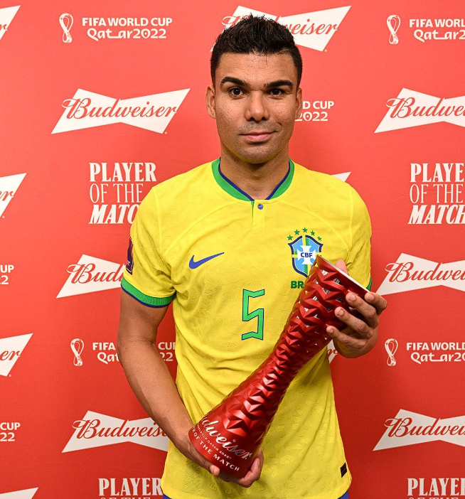 卡塞米羅賽季末離隊(duì)：曼聯(lián)生涯回顧與身價變遷分析