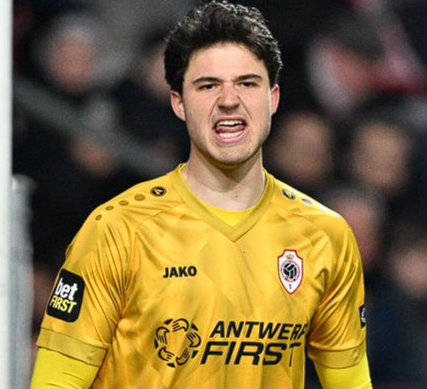 曼聯(lián)門將拉門斯賽后深度剖析：卡里克戰(zhàn)術(shù)、勝利感悟與未來(lái)展望